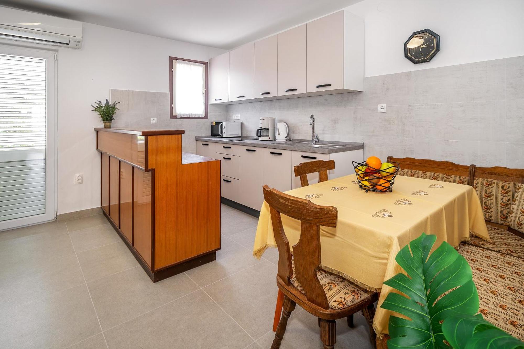 Apartments & Room Jagoda Baska  Exterior photo