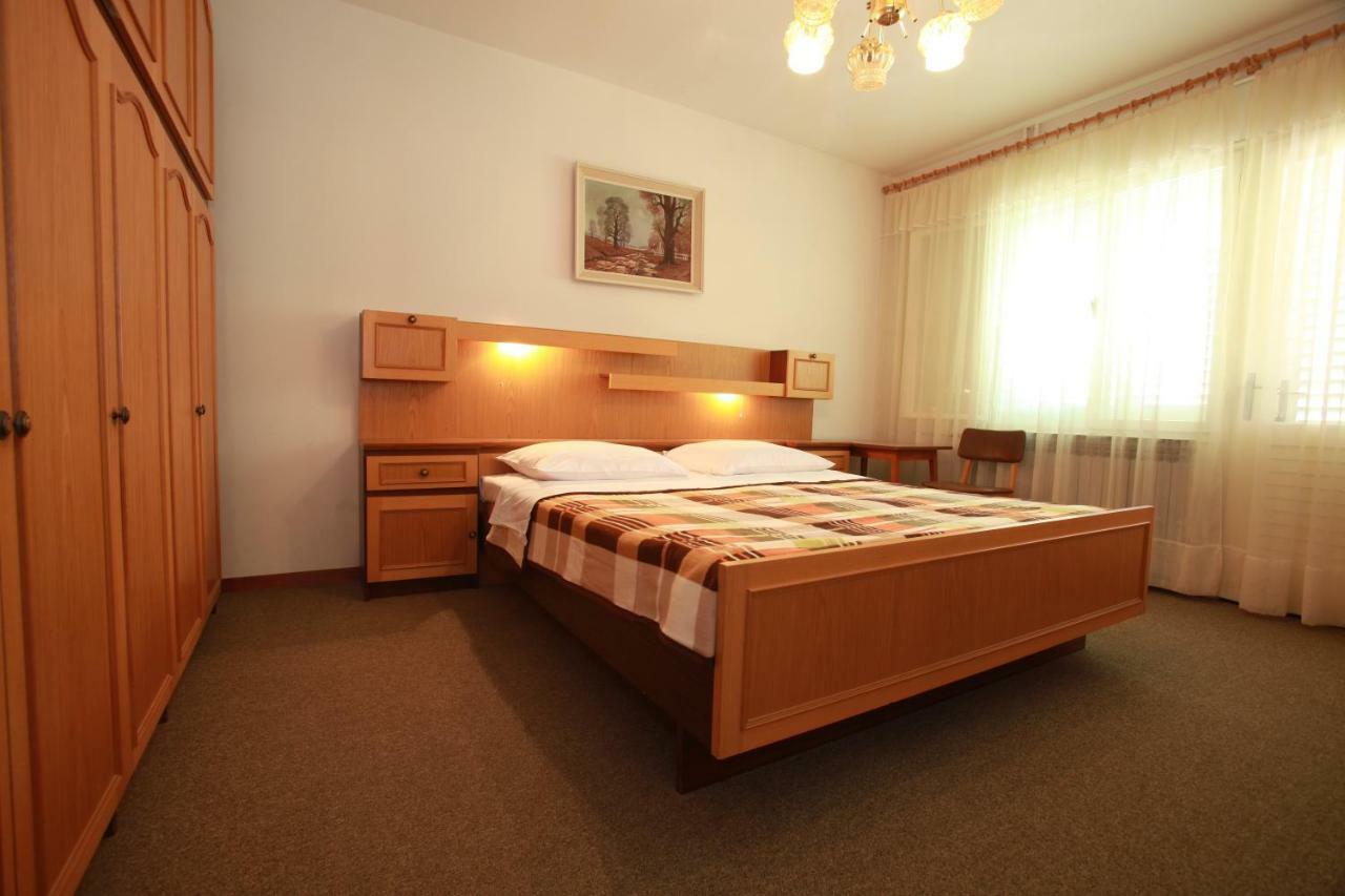 Apartments & Room Jagoda Baska  Exterior photo